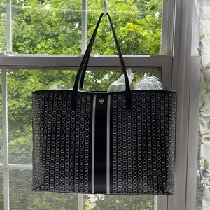 Tory Burch Gemini Link Tote Black/Gold